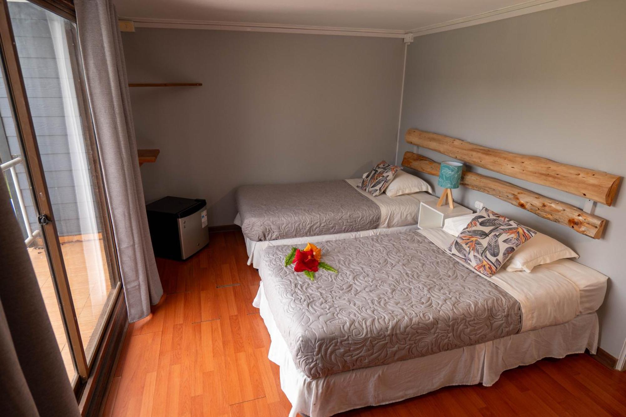 Hotel Uka Mana Hanga Roa Buitenkant foto
