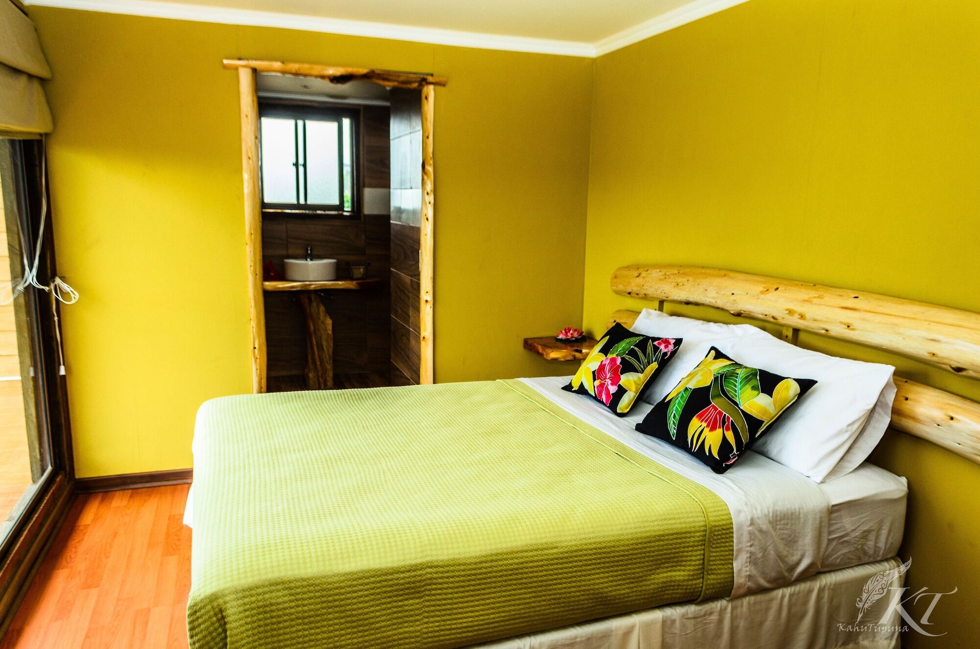 Hotel Uka Mana Hanga Roa Buitenkant foto