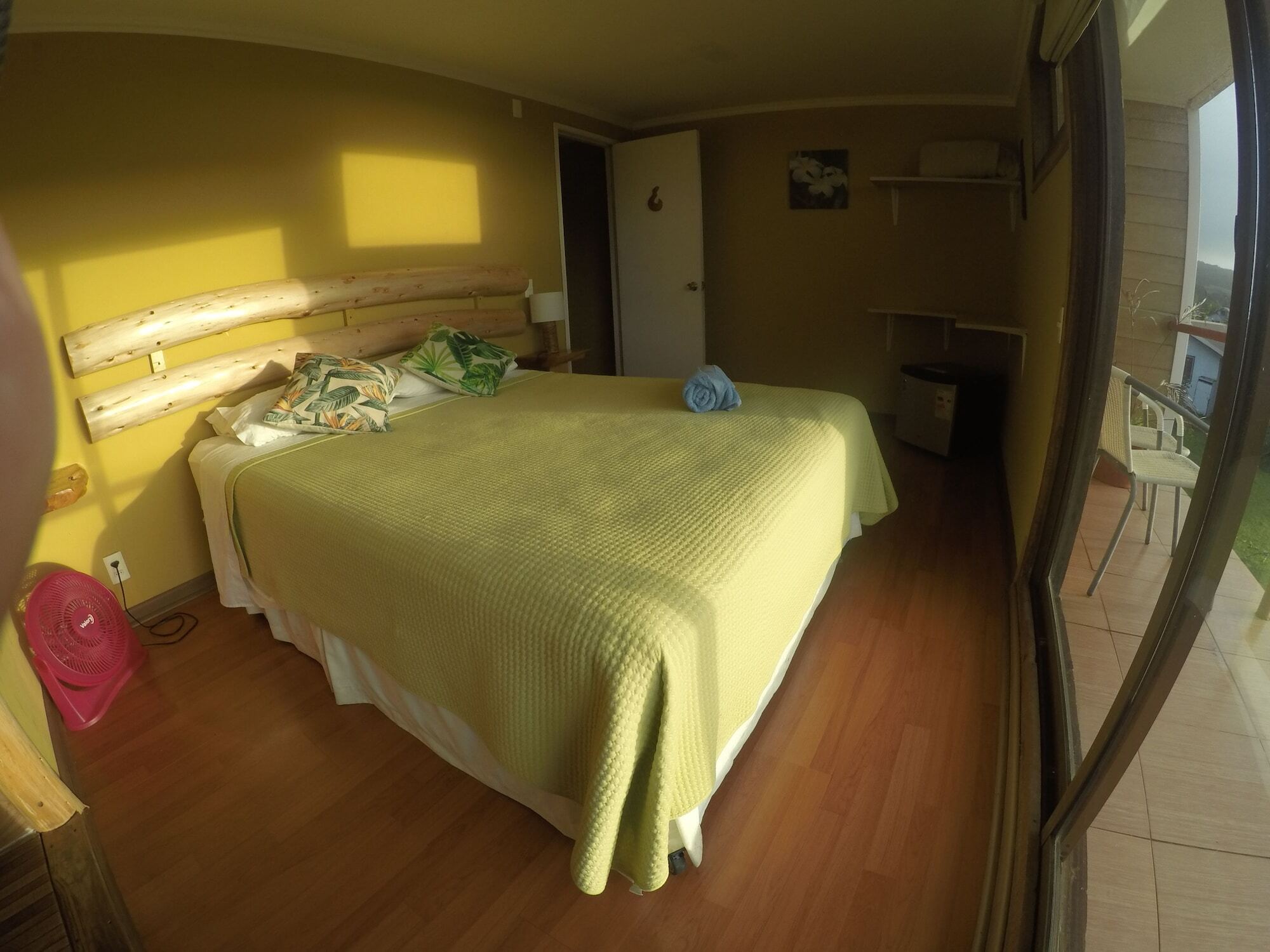 Hotel Uka Mana Hanga Roa Buitenkant foto